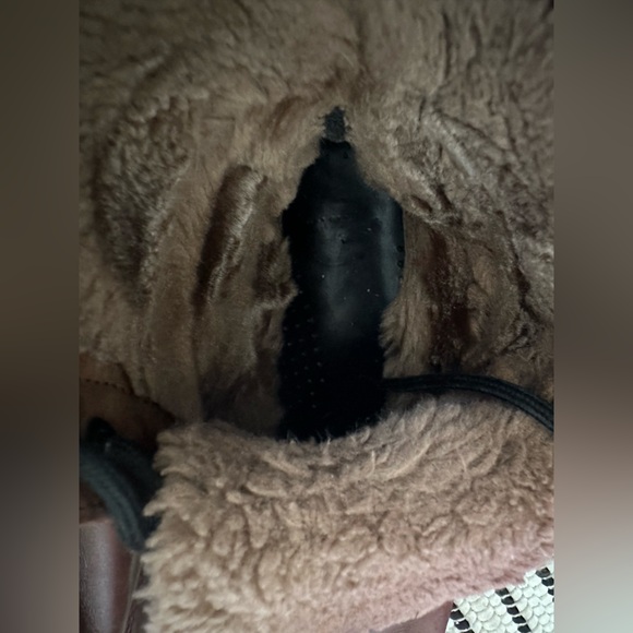 Boots - Picture 9 of 15